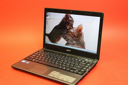 Ноутбук Acer i3/4Gb/120Gb SSD