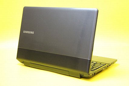 Ноутбук Samsung 